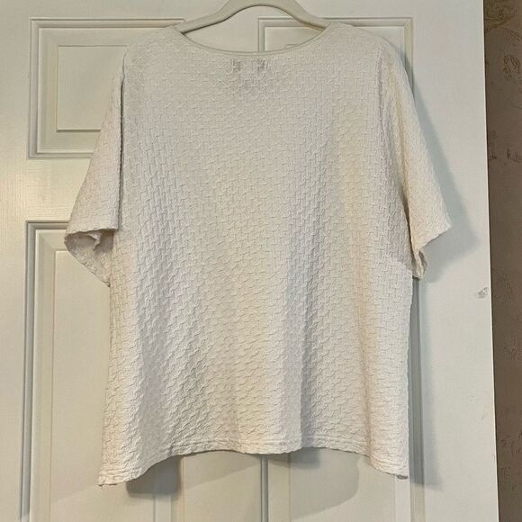 Sag Harbor Women’s White Textured Blouse 2X - Picture 4 of 12